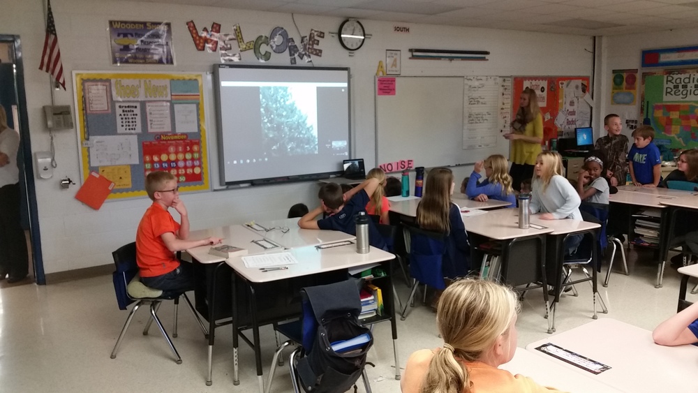 Fourth Graders Get Virtual Tour of Rockefeller Center
